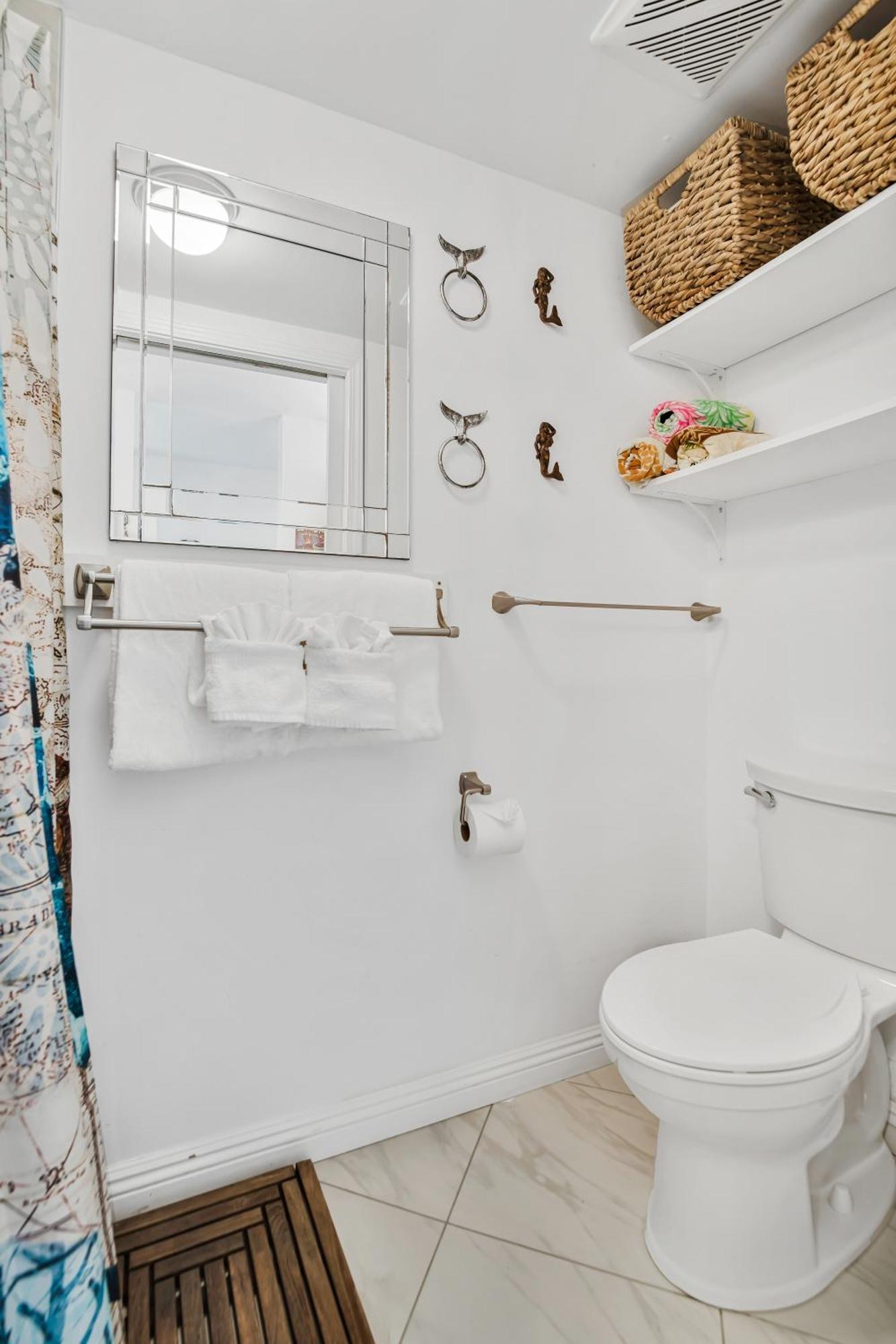 Downtown Hawaiian Paradise Condo With Hot Tub, Pool & Beach - Kona Islander Inn Каилуа-Кона Экстерьер фото